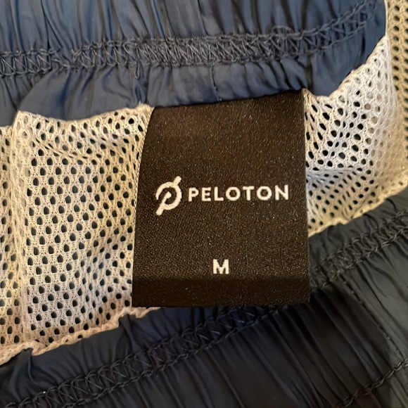 Peloton pants - Picture 4 of 4